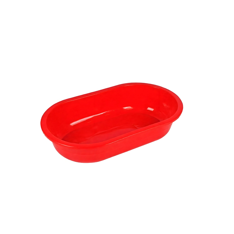 1m deep elongated basin